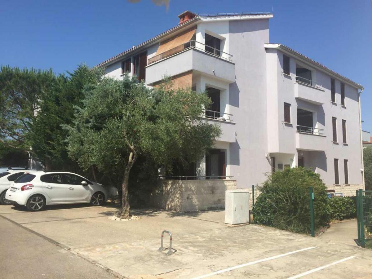 Apartmani Porat Malinska Buitenkant foto